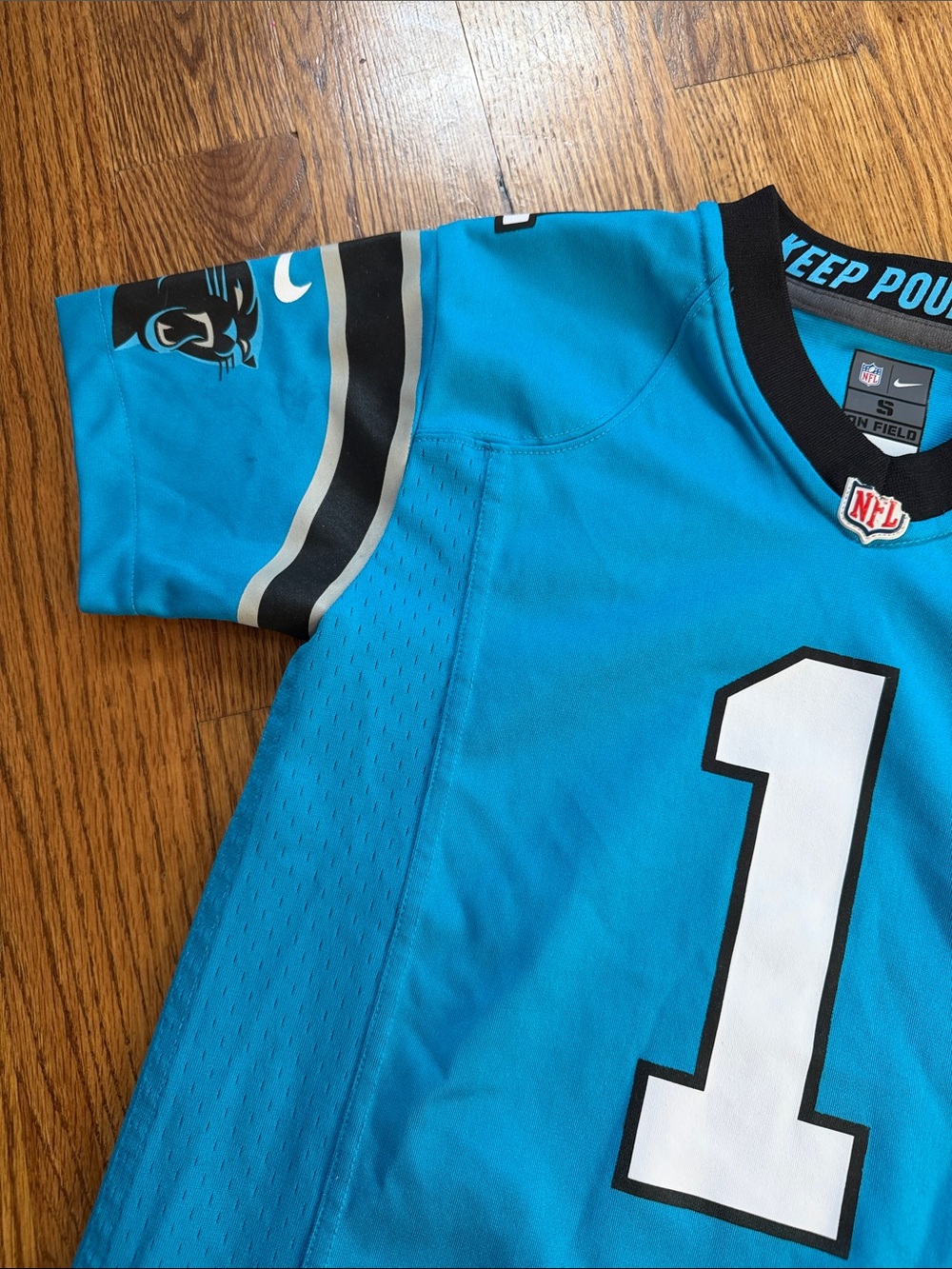 Nike Carolina Panthers Cam Newton Football Jersey. Size Small. - Picture 5 of 14